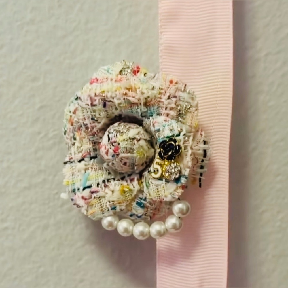 Camellia Tweed Flower Brooch with Pearls Tweed flower